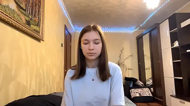 MarlanaEndler online show from January 13, 2026, 7:01 am