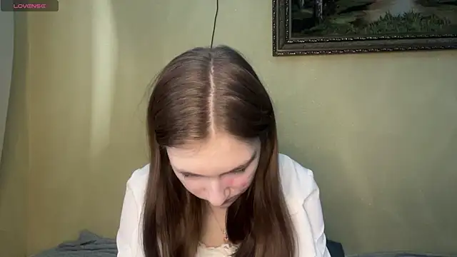 MarlanaEndler online show from April 7, 2026, 8:05 am