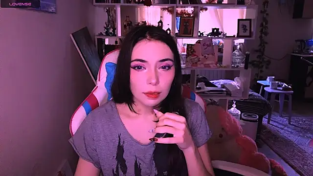 SiaCutie online show from May 10, 2026, 11:36 am