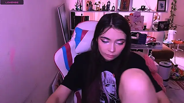 Snapshot of SiaCutie chatting on June 14, 2026, 10:05 am SiaCutie online show from June 14, 2026, 10:05 am