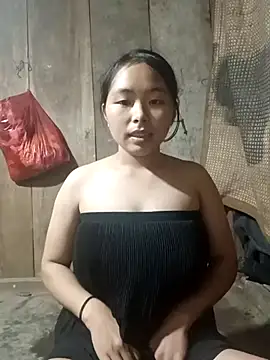 Snapshot of inali_mar chatting on February 5, 2026, 1:45 am inali mar online show from February 5, 2026, 1:45 am