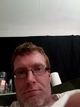 Snapshot of BoneyMoroney chatting on January 9, 2026, 10:44 am BoneyMoroney online show from January 9, 2026, 10:44 am