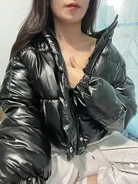 Snapshot of berry_alma06 chatting on January 16, 2026, 11:14 am berry alma06 online show from January 16, 2026, 11:14 am