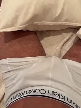 Snapshot of Mr_Tomato chatting on February 2, 2026, 9:41 am Mr Tomato online show from February 2, 2026, 9:41 am