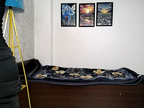 Devil lily7 online show from April 5, 2026, 11:50 am