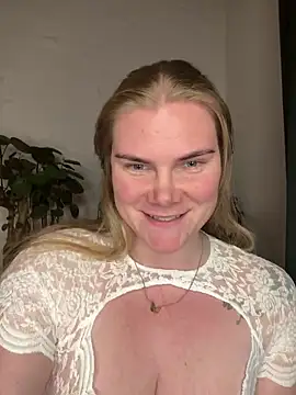 SexyBlondJoanna online show from February 23, 2026, 7:58 pm