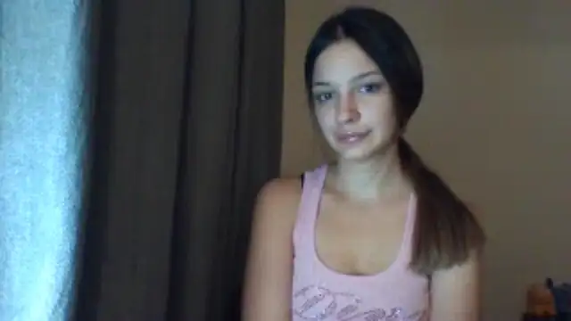 EvelineMagnetic online show from July 28, 2026, 8:52 pm