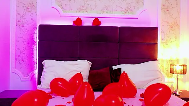 EvelinHill online show from February 13, 2026, 5:07 am