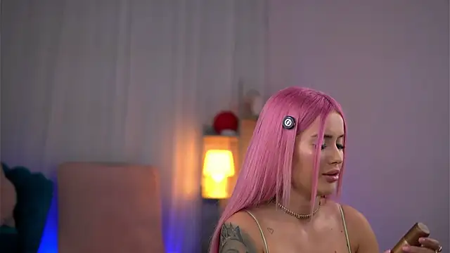 Miky Lust online show from April 21, 2026, 5:36 am