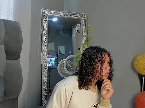 Snapshot of dylaans19 chatting on February 16, 2026, 2:16 pm dylaans19 online show from February 16, 2026, 2:16 pm