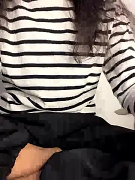 Snapshot of paribaby09 chatting on January 11, 2026, 6:53 am paribaby09 online show from January 11, 2026, 6:53 am