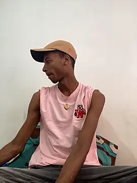 twink gabrielll online show from May 12, 2026, 12:55 pm