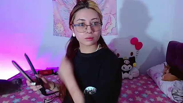kittymiauu444 online show from July 25, 2026, 12:11 pm