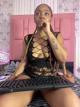 sophiia swet online show from February 10, 2026, 3:55 pm