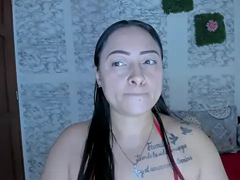 XXXStephanie XXX online show from February 4, 2026, 8:37 pm