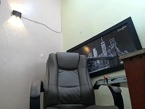 Oswalldo   online show from February 20, 2026, 11:23 am