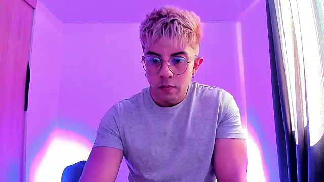 Snapshot of davidMars1 chatting on February 27, 2026, 7:46 pm davidMars1 online show from February 27, 2026, 7:46 pm