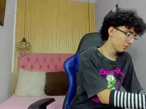 Syriussz online show from February 27, 2026, 7:24 pm