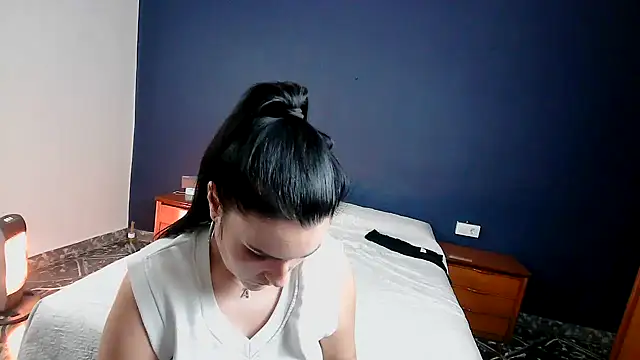 Alice Dan online show from February 9, 2026, 3:32 pm