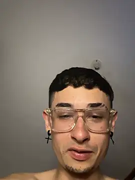 BabyAzz19 online show from June 2, 2026, 2:55 am