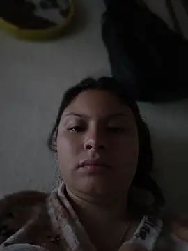 Snapshot of yessica_gomez01 chatting on June 17, 2026, 1:21 pm yessica gomez01 online show from June 17, 2026, 1:21 pm
