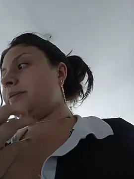 Snapshot of yessica_gomez01 chatting on June 10, 2026, 6:42 pm yessica gomez01 online show from June 10, 2026, 6:42 pm