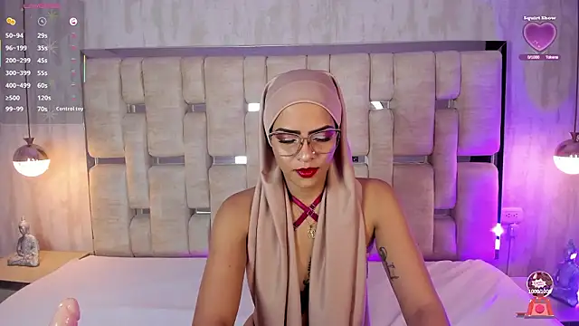 VeronicaFlowers  online show from January 18, 2026, 8:01 pm