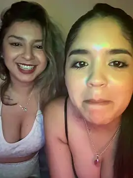 Snapshot of bebitas2_ chatting on April 4, 2026, 2:18 am bebitas2 online show from April 4, 2026, 2:18 am