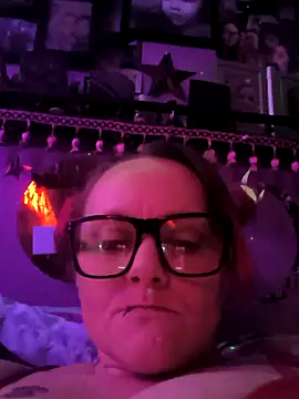 DisireAfterDark online show from February 5, 2026, 10:33 am