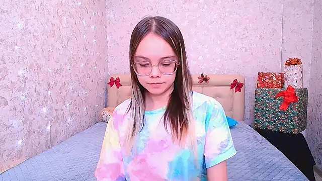 LolliStrawberry online show from January 11, 2026, 2:51 am