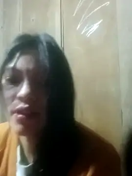 jjennyyy online show from February 1, 2026, 1:31 pm