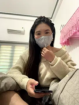 Snapshot of Henlen-su chatting on January 12, 2026, 1:34 am Henlen-su online show from January 12, 2026, 1:34 am