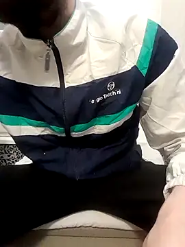 80julien online show from February 17, 2026, 12:46 pm