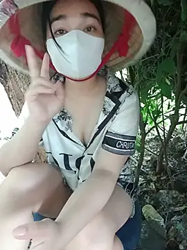 EnzxMoon02 online show from July 8, 2026, 5:08 am