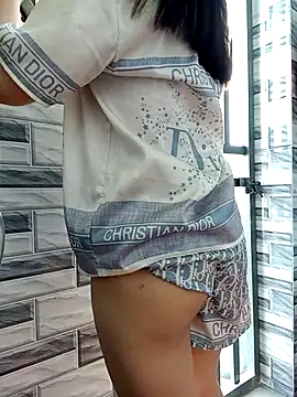 Snapshot of EnzxMoon02 chatting on March 2, 2026, 7:15 am EnzxMoon02 online show from March 2, 2026, 7:15 am