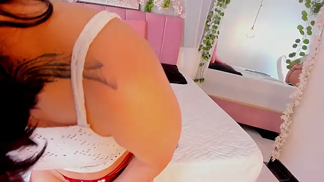 nicky bonny18 online show from January 12, 2026, 12:12 pm