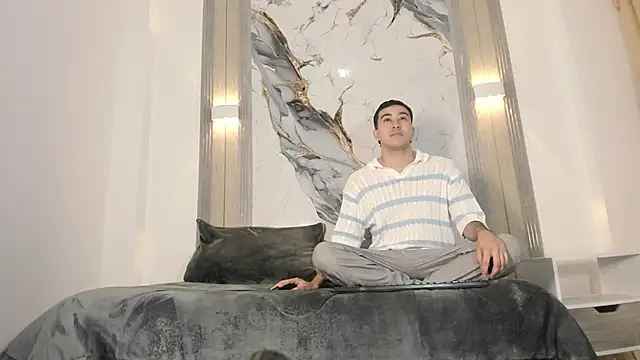 Snapshot of harvey_leclerc chatting on January 13, 2026, 1:59 pm harvey leclerc online show from January 13, 2026, 1:59 pm