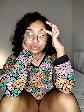 therealsun8 online show from April 2, 2026, 5:47 am