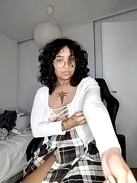 therealsun8 online show from March 2, 2026, 6:14 am