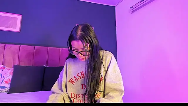 Little Lexyy online show from January 15, 2026, 3:32 am