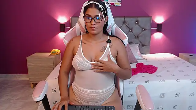 Snapshot of cattaleeya_hott chatting on January 10, 2026, 8:59 pm cattaleeya hott online show from January 10, 2026, 8:59 pm