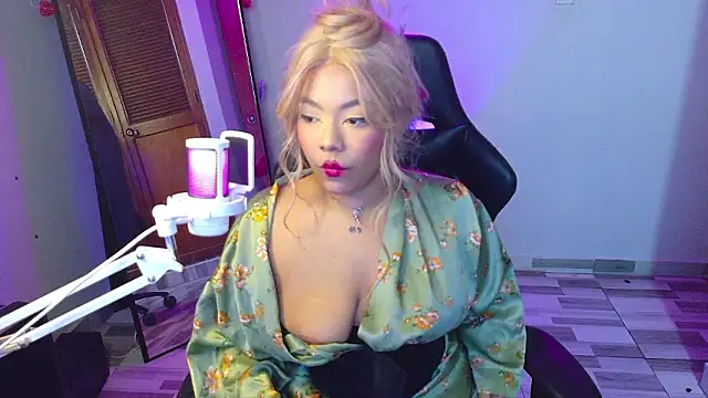 Snapshot of MarianaPradax chatting on February 17, 2026, 12:57 pm MarianaPradax online show from February 17, 2026, 12:57 pm