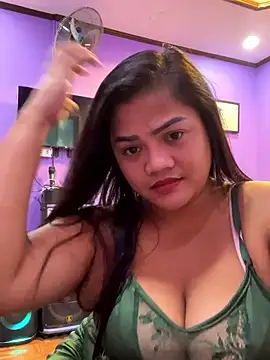 Snapshot of womanforall69 chatting on January 11, 2026, 7:26 am womanforall69 online show from January 11, 2026, 7:26 am