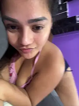 womanforall69 online show from May 2, 2026, 12:43 pm