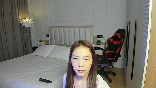 Snapshot of haerynn chatting on May 5, 2026, 2:42 pm haerynn online show from May 5, 2026, 2:42 pm
