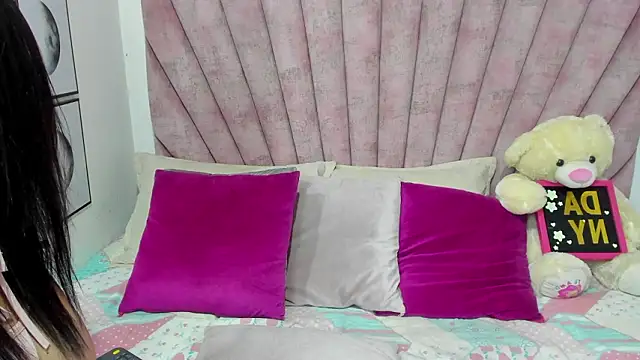 danibellucii  online show from March 16, 2026, 3:14 am