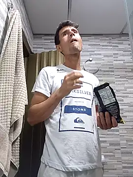 Snapshot of torvyHot chatting on February 2, 2026, 1:26 am torvyHot online show from February 2, 2026, 1:26 am