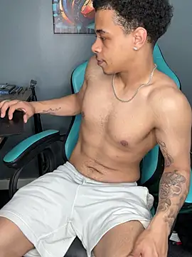 l-laross online show from April 4, 2026, 4:57 pm