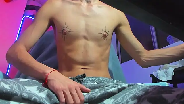 Maiky Cooper01 online show from January 17, 2026, 3:21 am