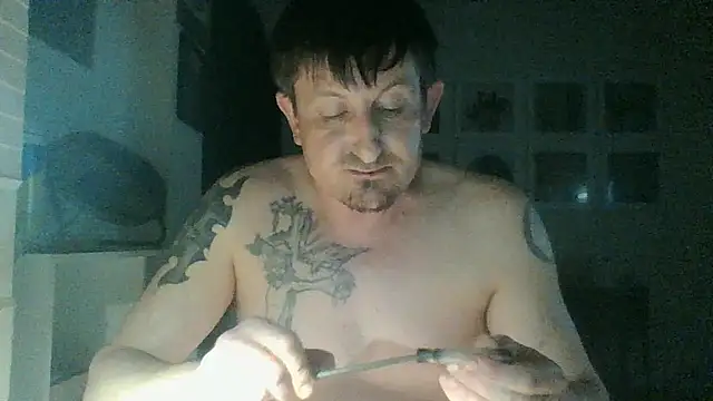 2flimsy online show from May 15, 2026, 9:51 am